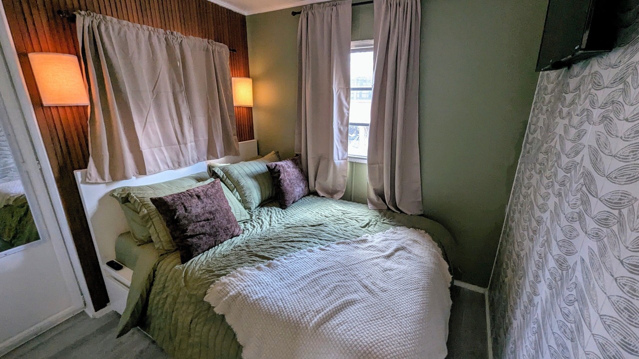 Photo of Bedroom in Gouldsboro