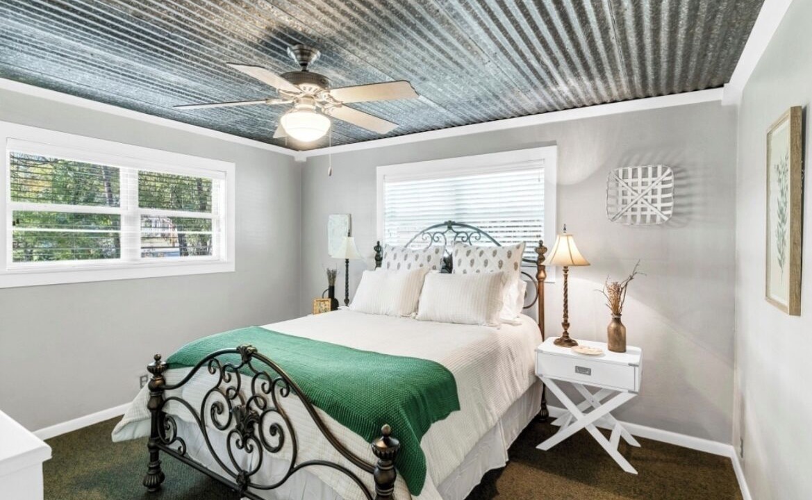 Photo of Bedroom in Glen Rose