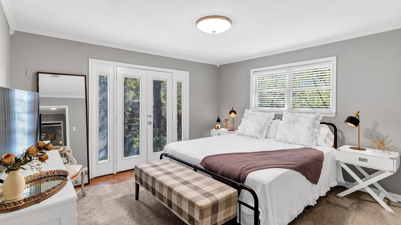 Photo of Bedroom in Glen Rose