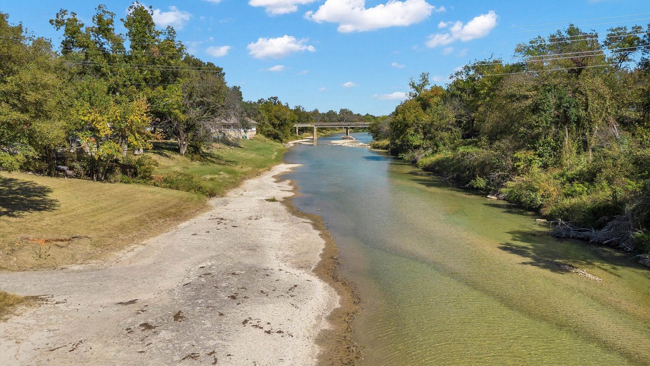 Photo of Others in Glen Rose