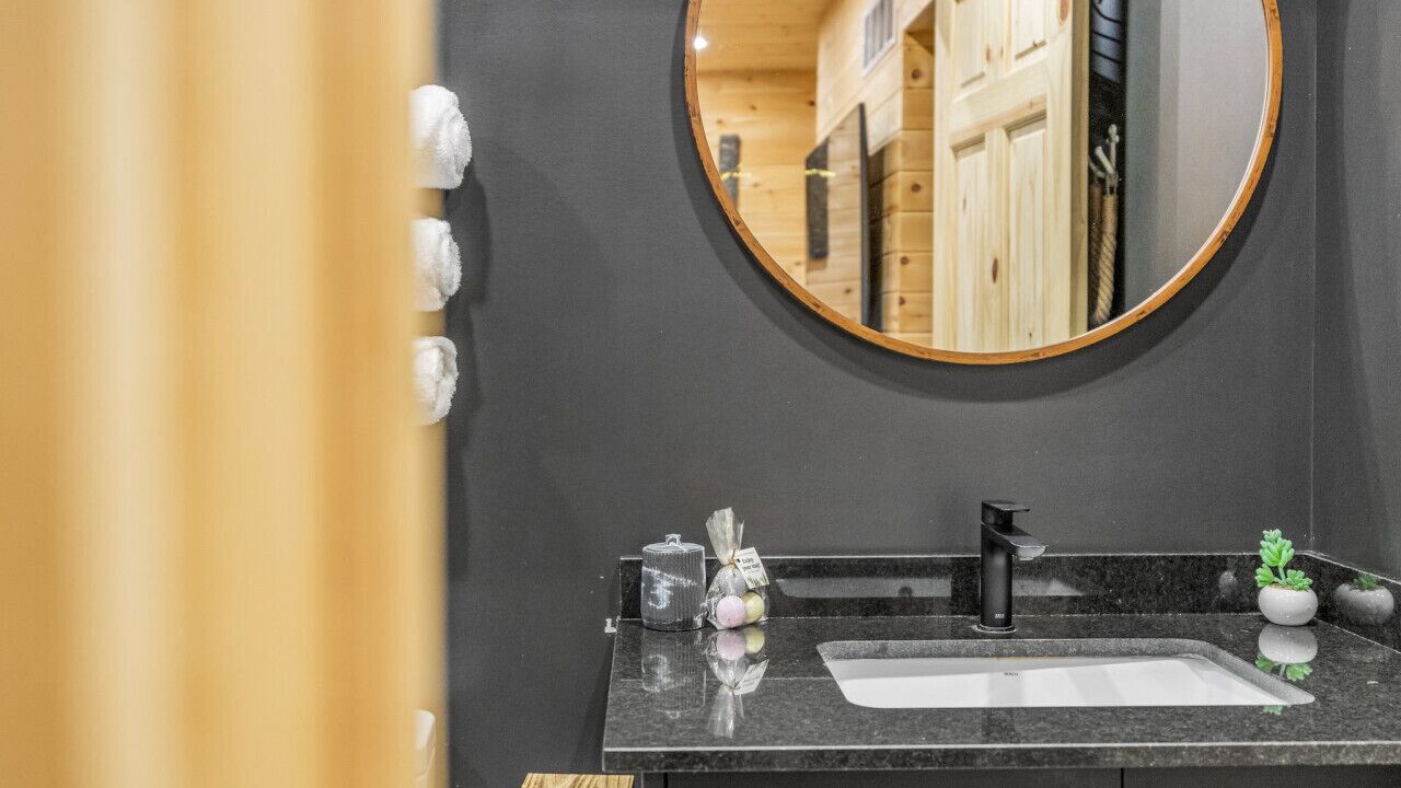 Photo of Bathroom in Penetanguishene