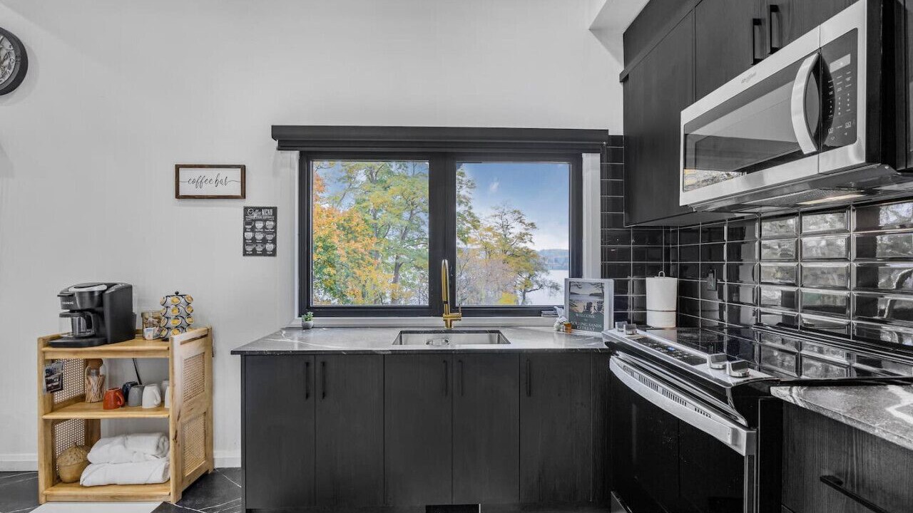 Photo of Kitchen in Penetanguishene