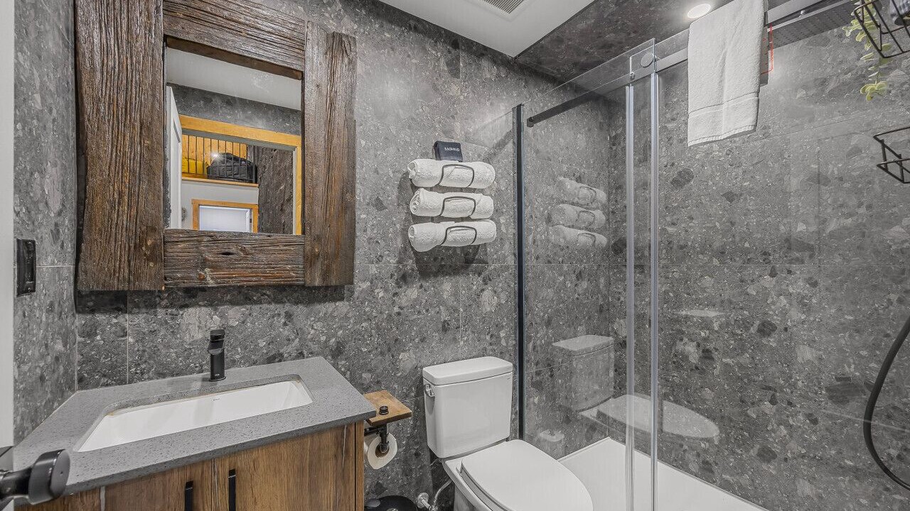 Photo of Bathroom in Penetanguishene