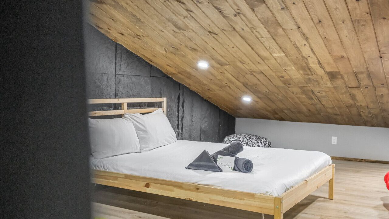 Photo of Bedroom in Penetanguishene