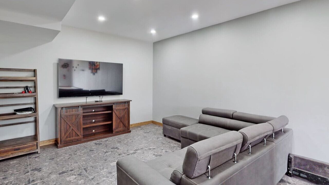 Photo of Livingroom in Penetanguishene