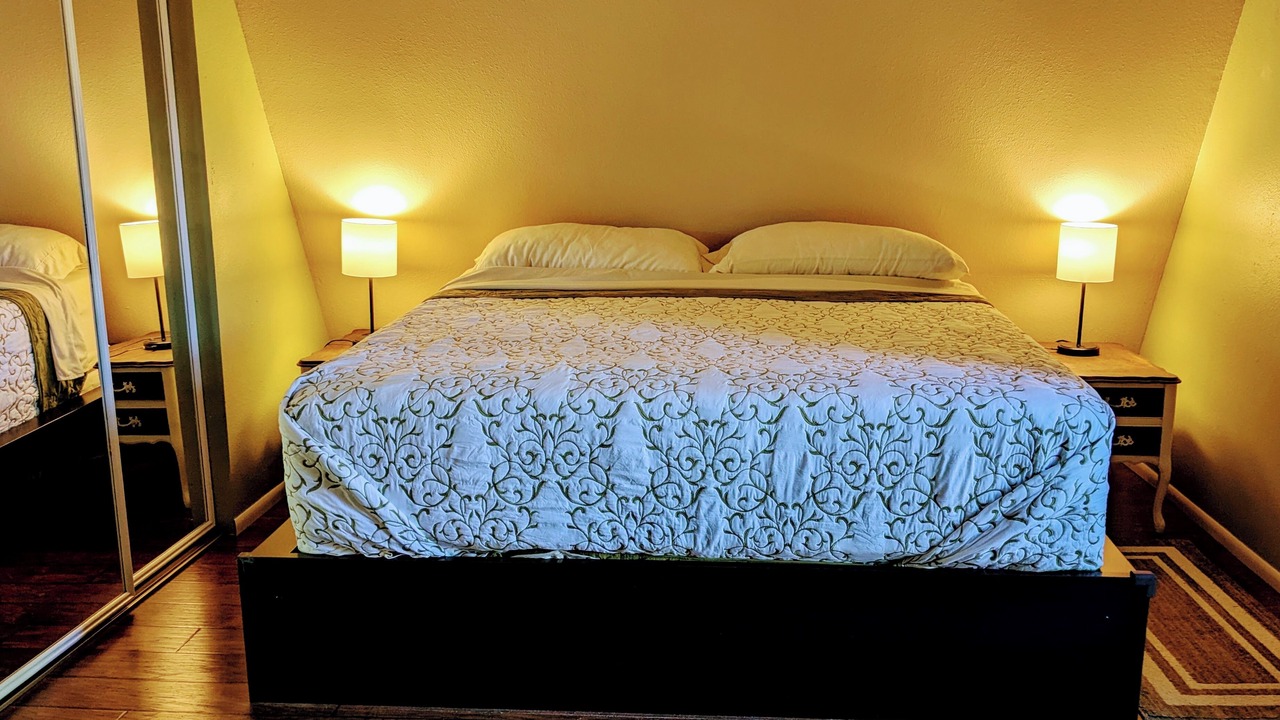 Photo of Bedroom in Hoodsport