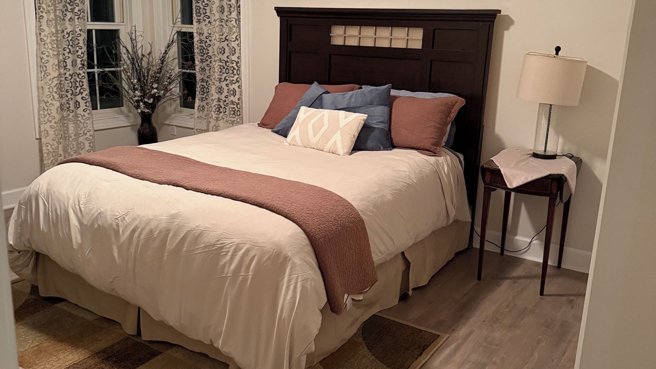 Photo of Bedroom in Jamesville