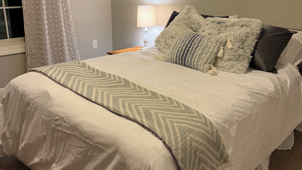 Photo of Bedroom in Jamesville