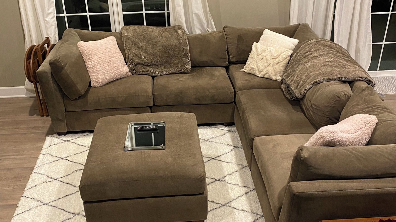 Photo of Livingroom in Jamesville