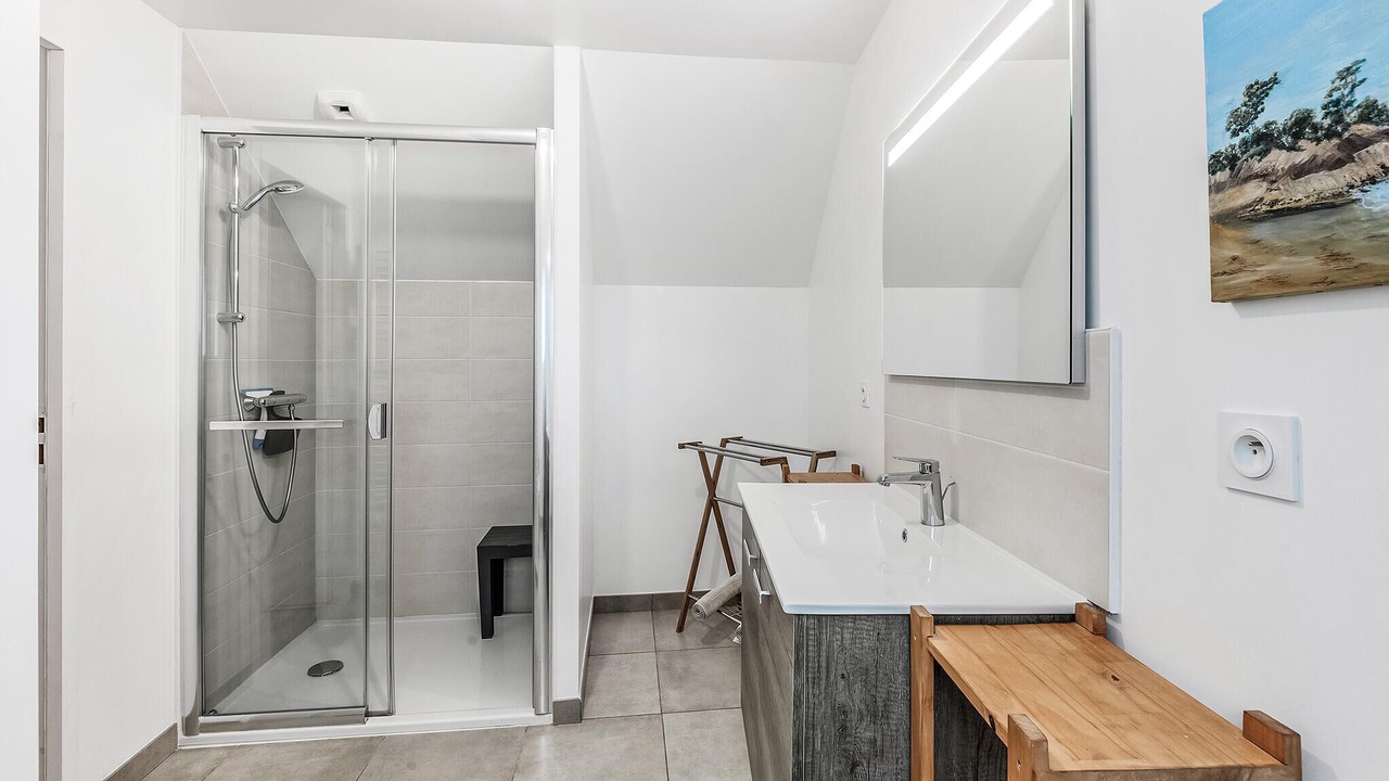 Photo of Bathroom in Saint-Meloir-des-Ondes