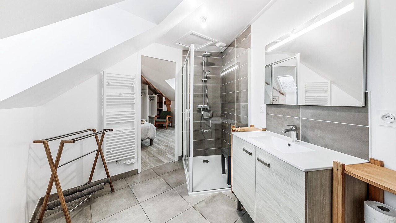 Photo of Bathroom in Saint-Meloir-des-Ondes