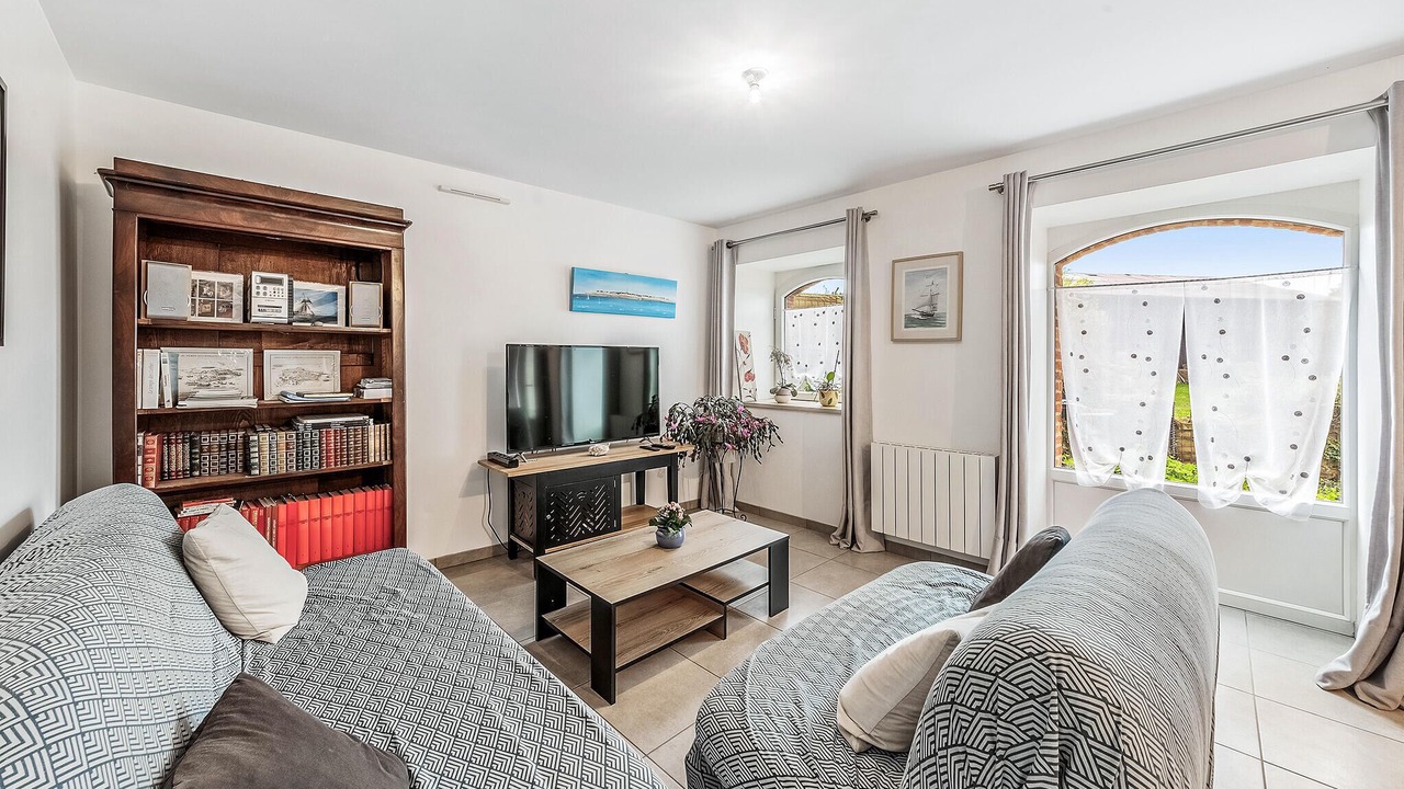 Photo of Bedroom in Saint-Meloir-des-Ondes