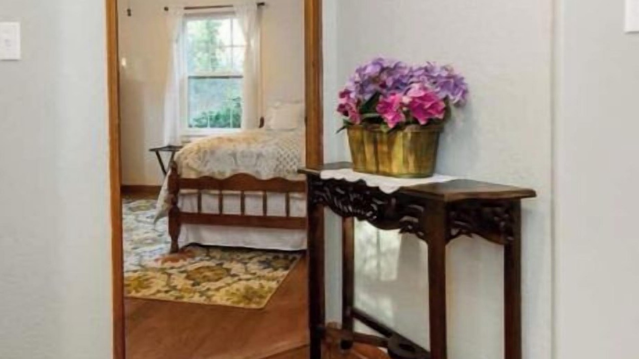 Photo of Bedroom in Angels Camp