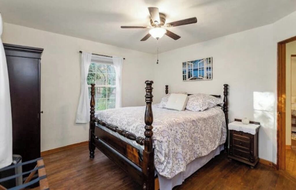 Photo of Bedroom in Angels Camp