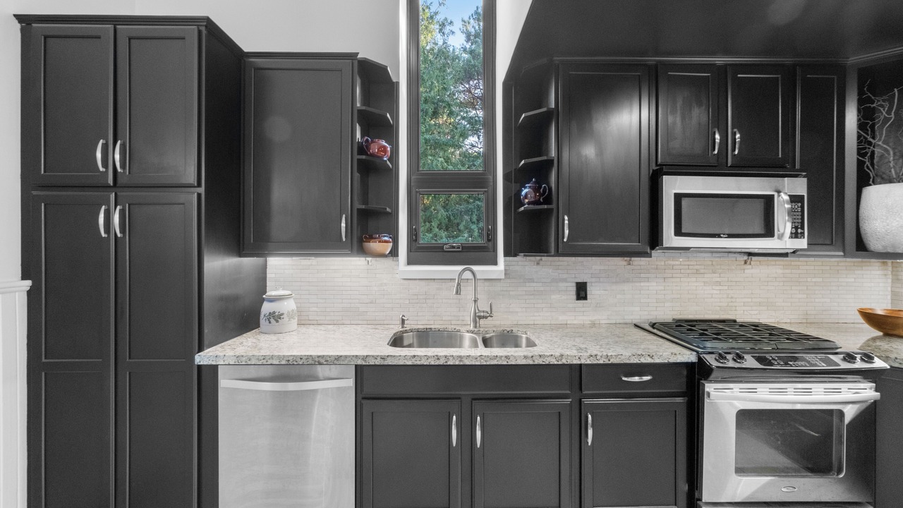 Photo of Kitchen in Kincardine