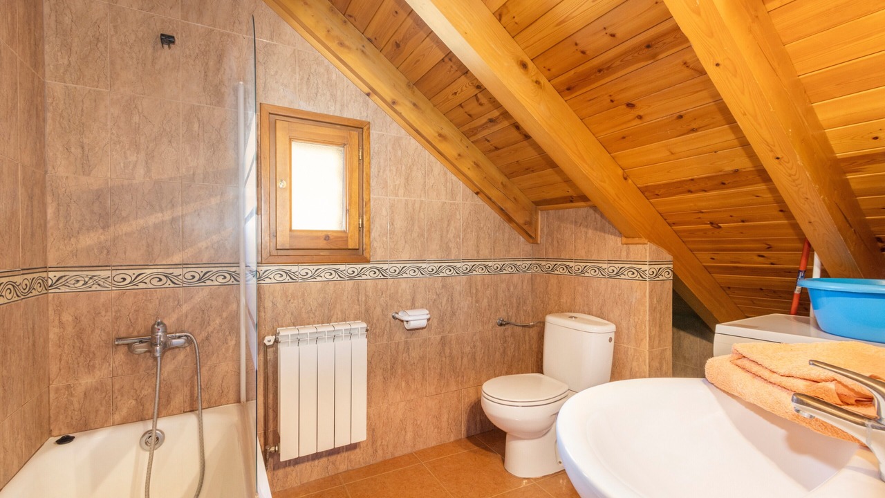 Photo of Bathroom in Durro