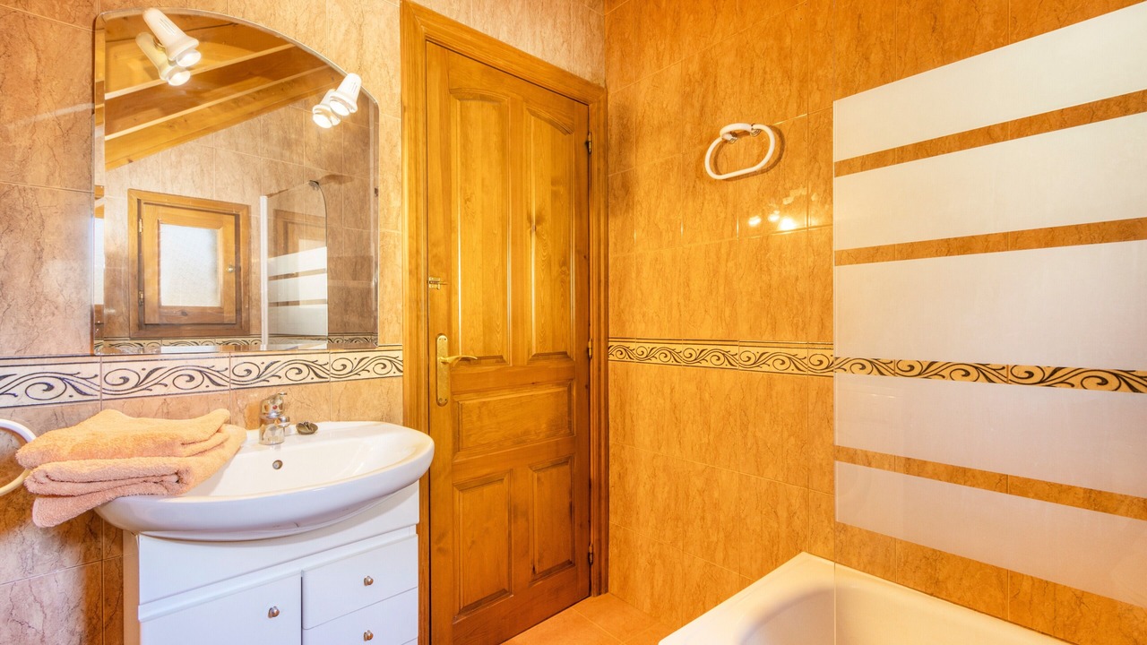 Photo of Bathroom in Durro