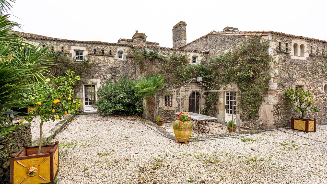 Photo of Outdoor in Landevieille