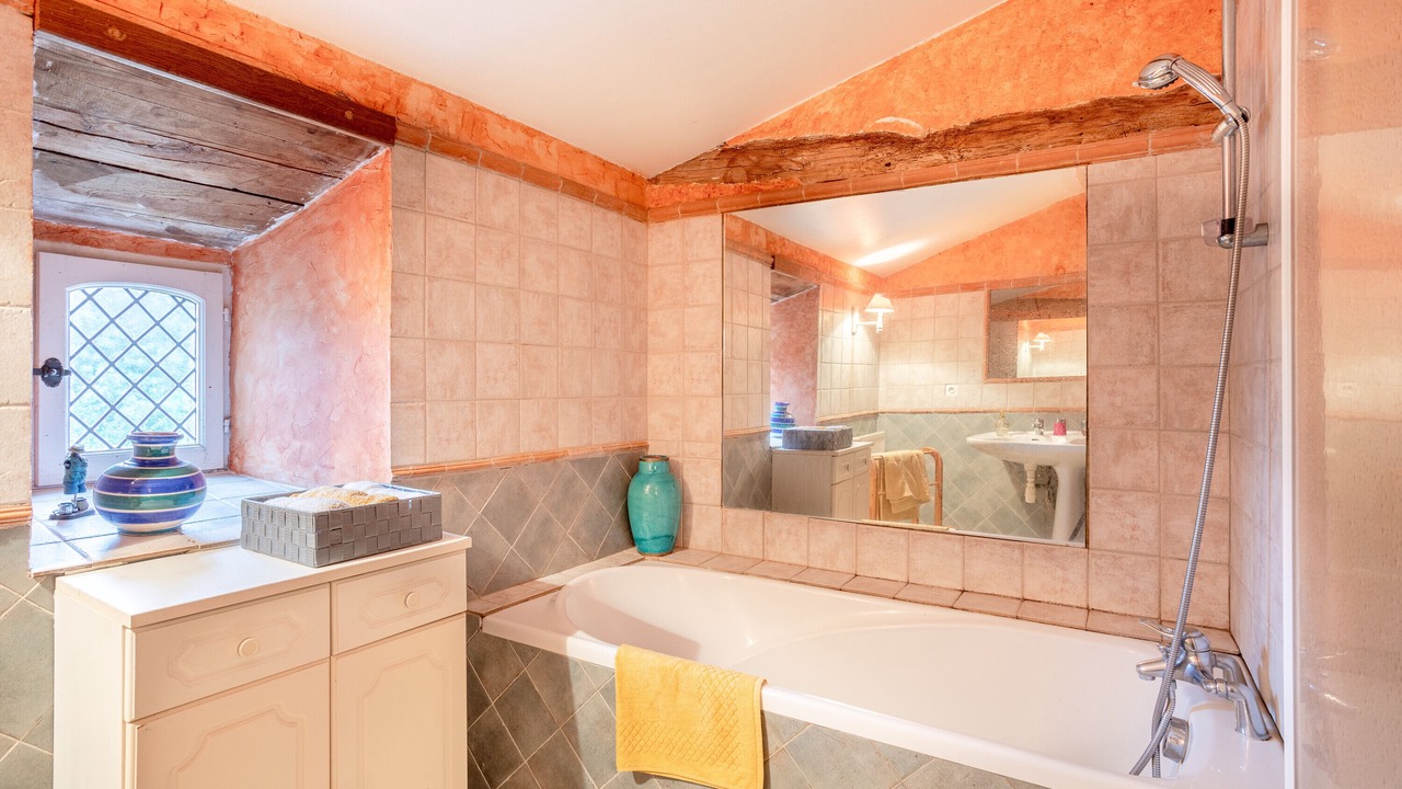 Photo of Bathroom in Landevieille