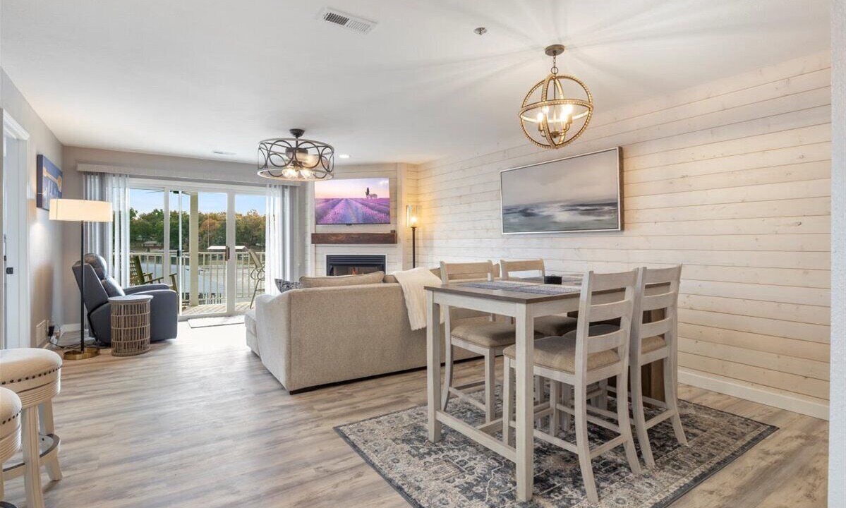 Photo of Livingroom in Sunrise Beach