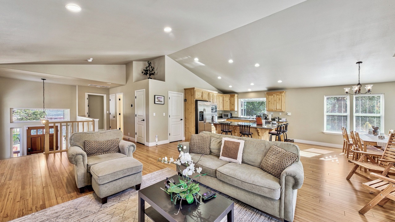 Photo of Livingroom in Tahoe Paradise