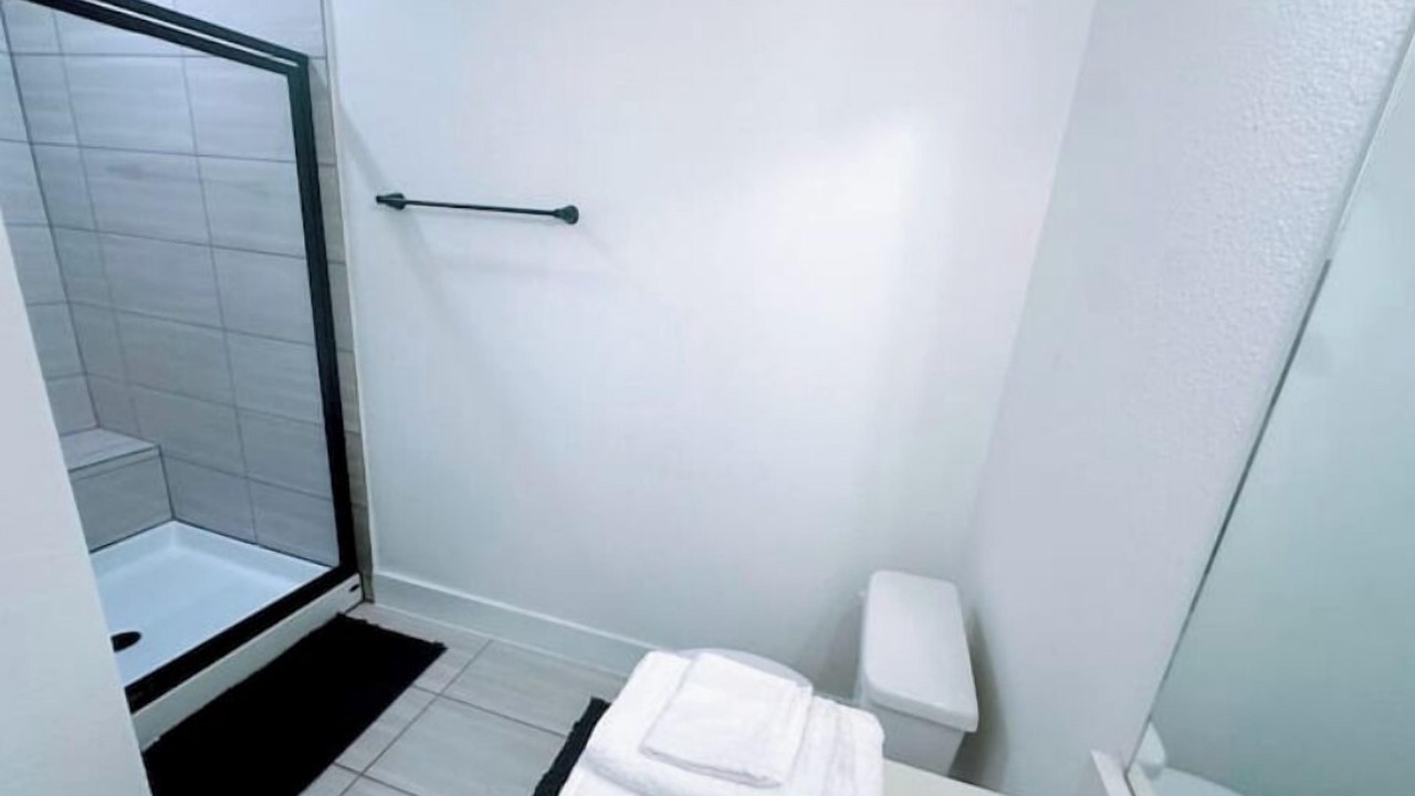 Photo of Bathroom in Clodine
