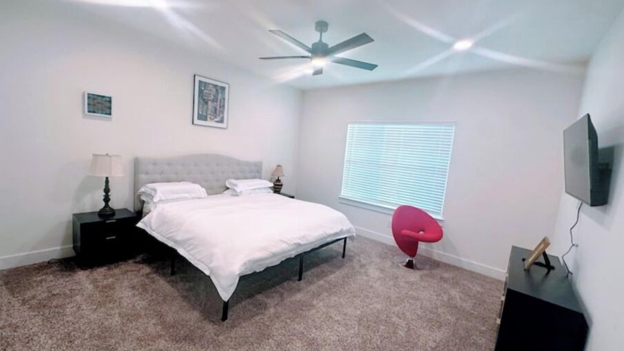 Photo of Bedroom in Clodine