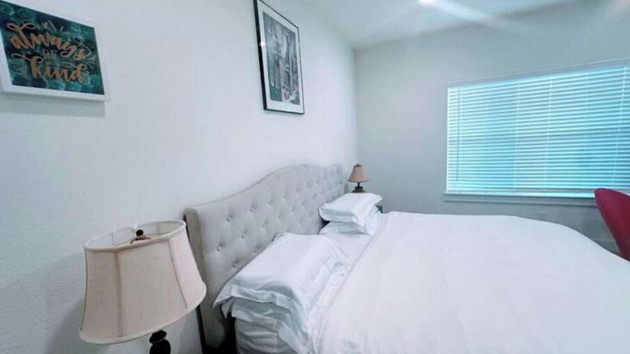 Photo of Bedroom in Clodine