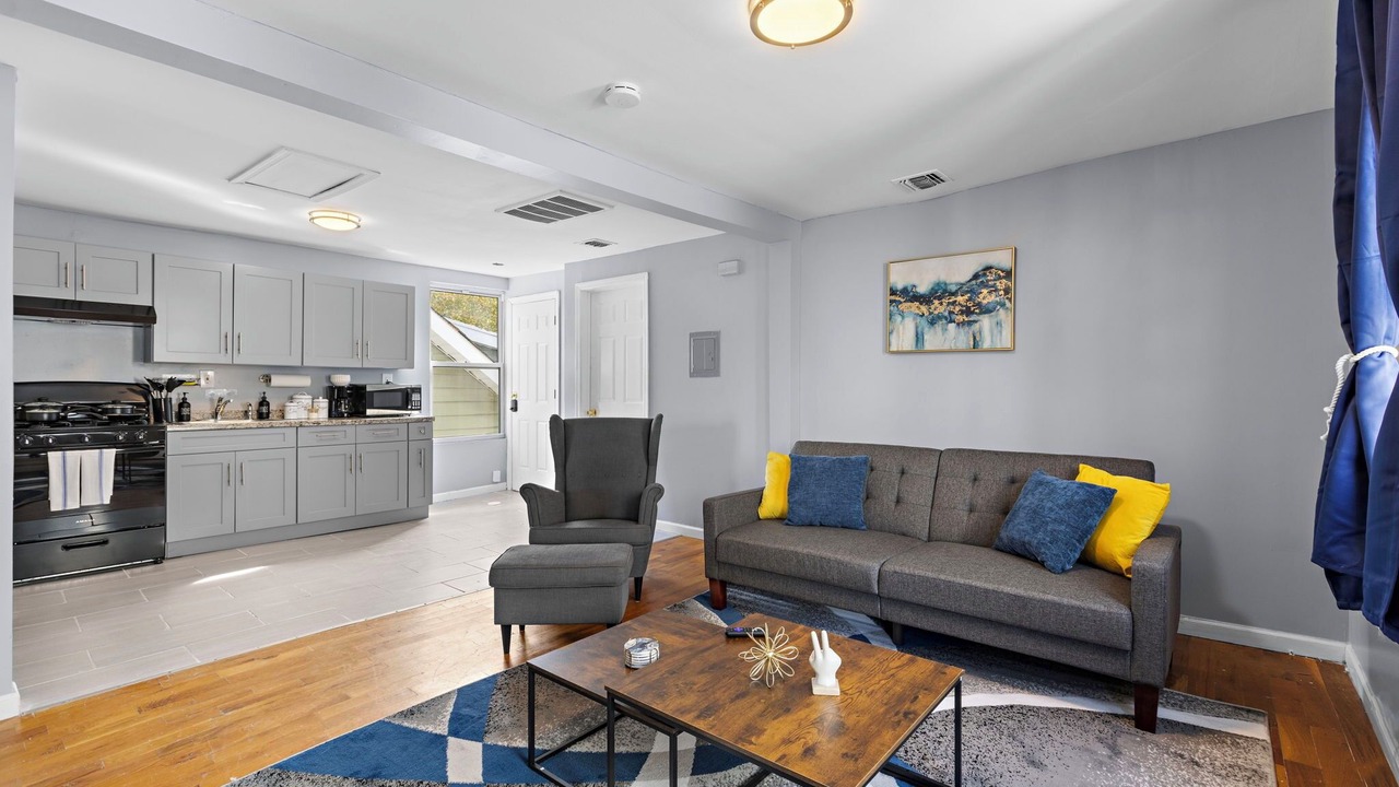 Photo of Livingroom in Weequahic