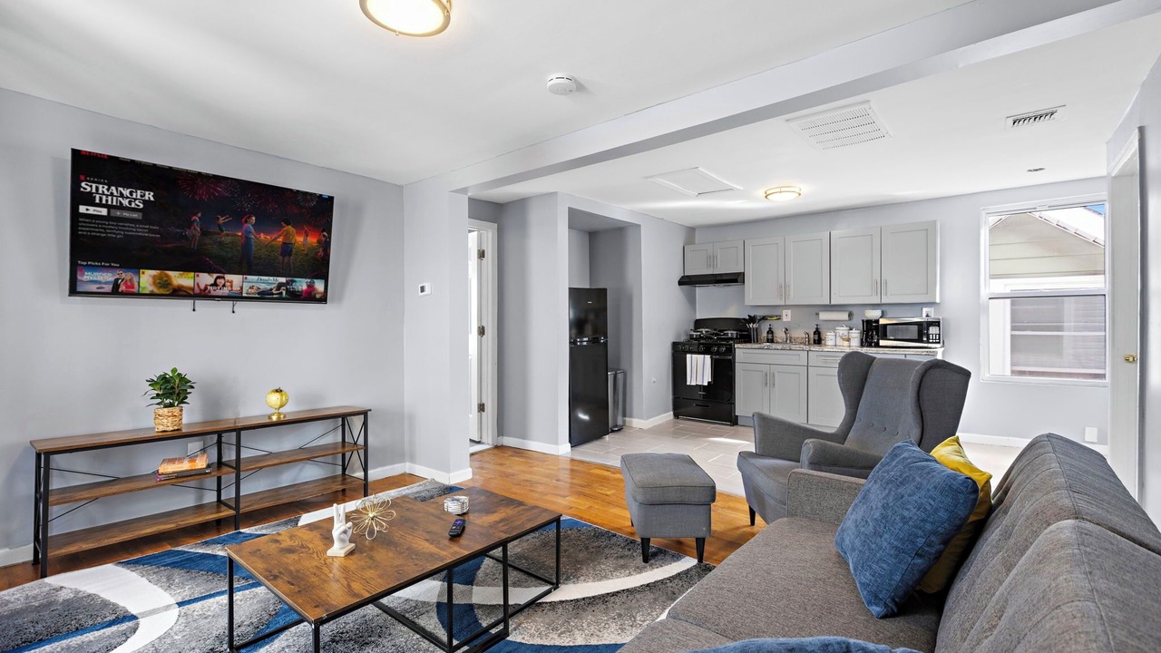 Photo of Livingroom in Weequahic