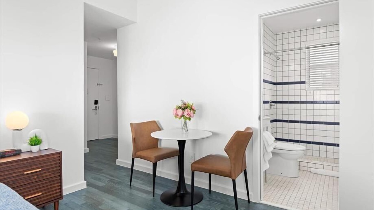 Photo of Bedroom in West Avenue