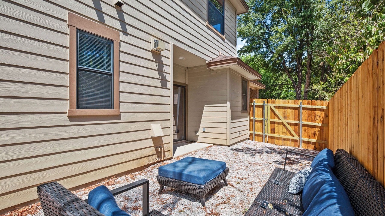 Photo of Patio Balcony in Heritage Hills