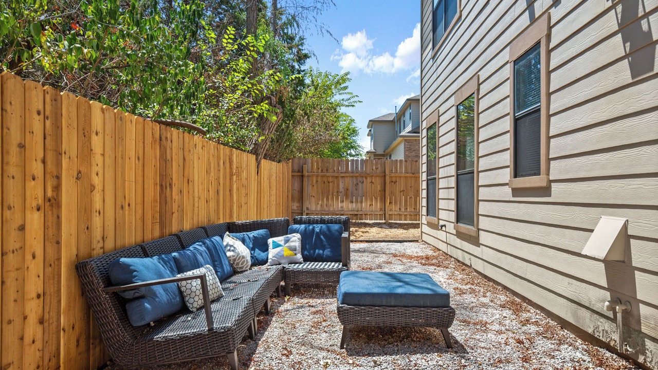 Photo of Patio Balcony in Heritage Hills