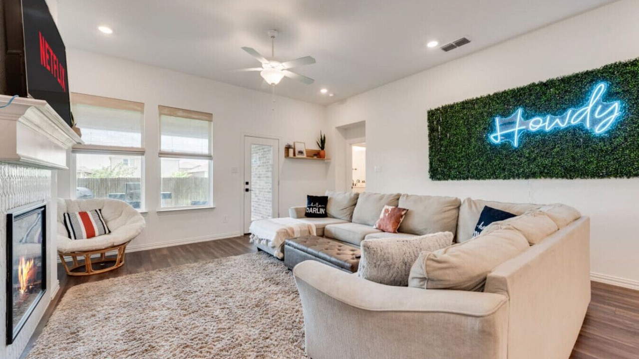Photo of Livingroom in Haslet