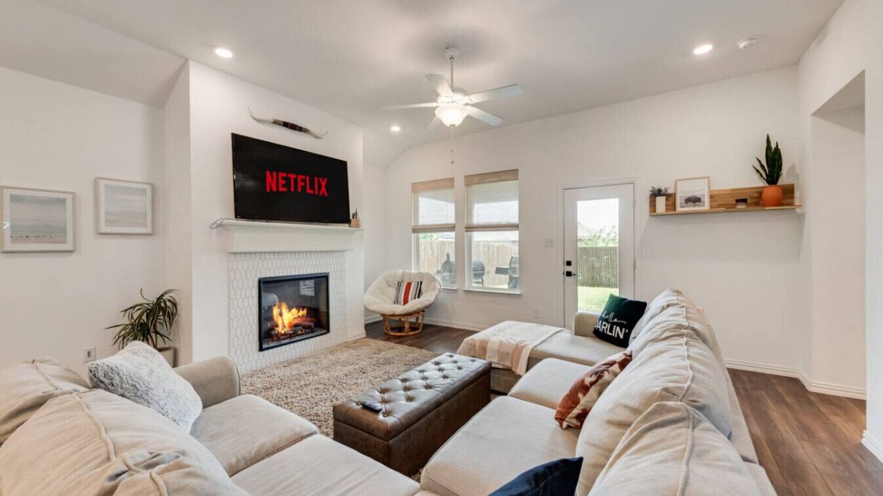 Photo of Livingroom in Haslet