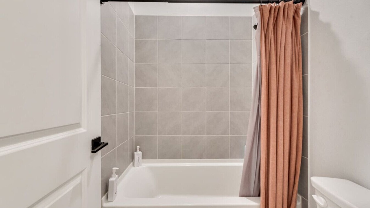 Photo of Bathroom in Haslet