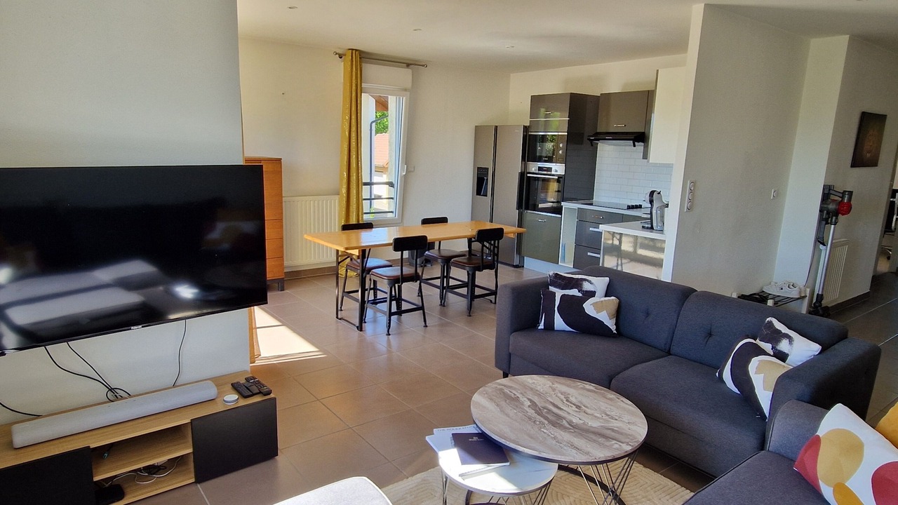 Photo of Livingroom in Prevessin-Moens