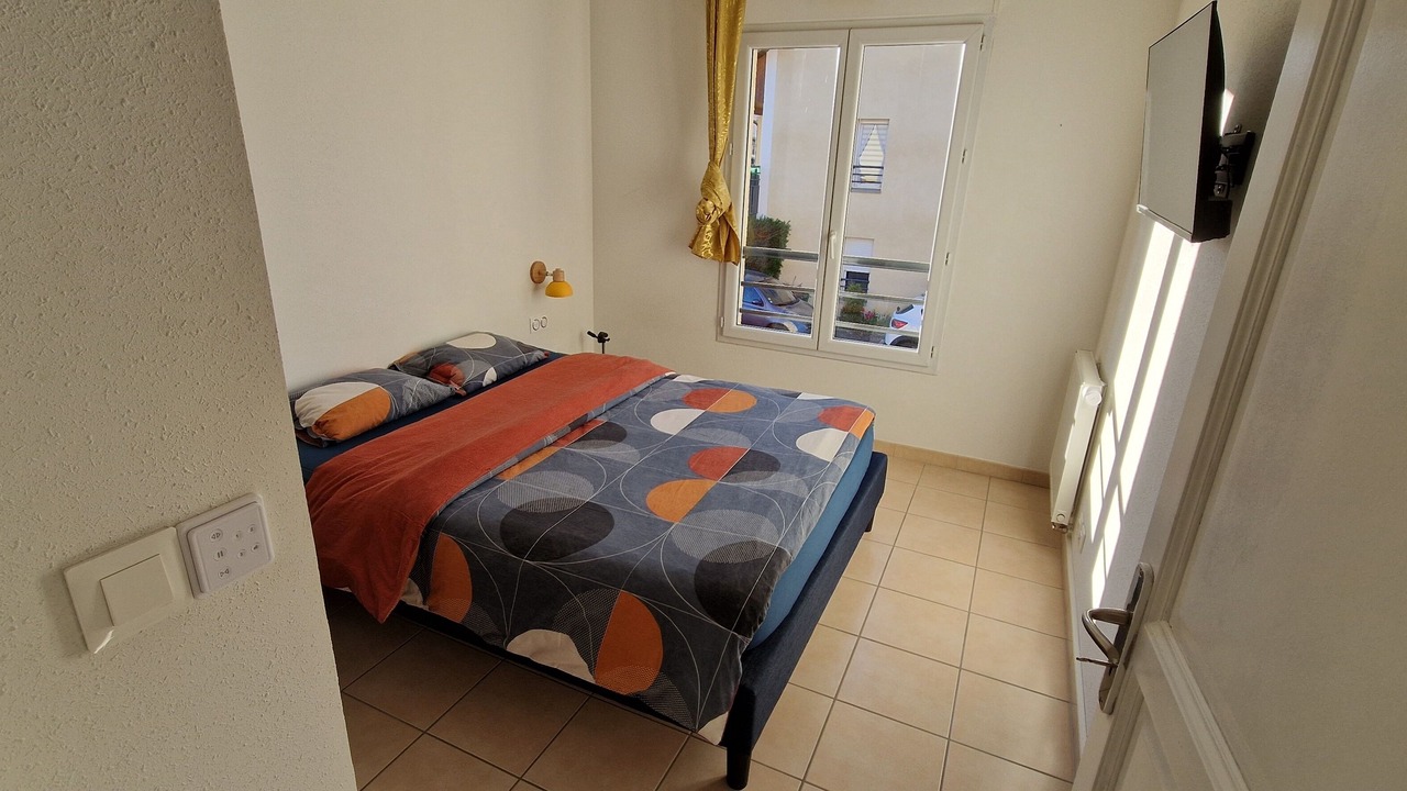Photo of Bedroom in Prevessin-Moens