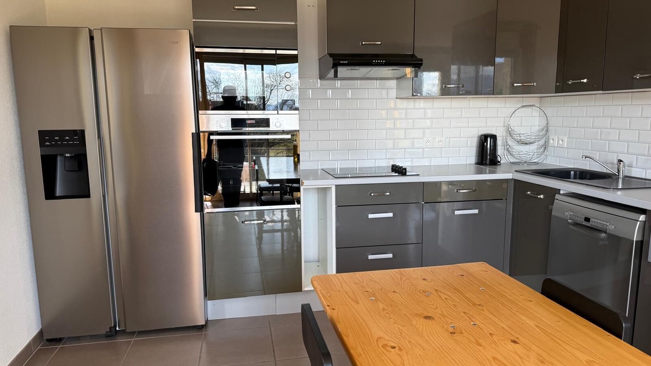 Photo of Kitchen in Prevessin-Moens