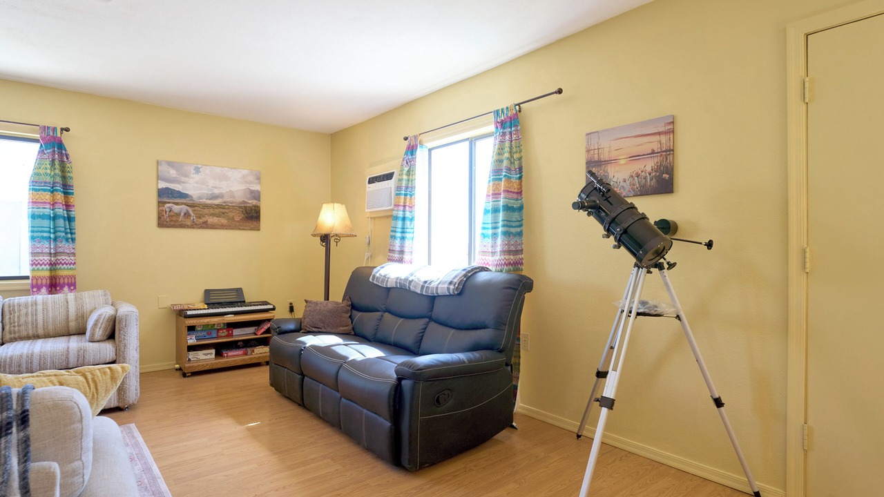 Photo of Livingroom in Portal