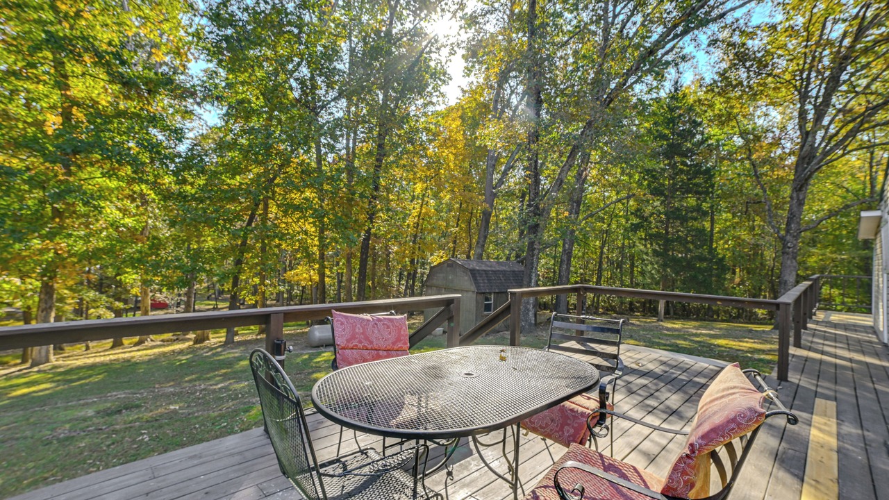 Photo of Outdoor in Springville