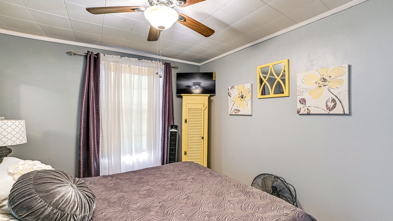 Photo of Bedroom in Springville