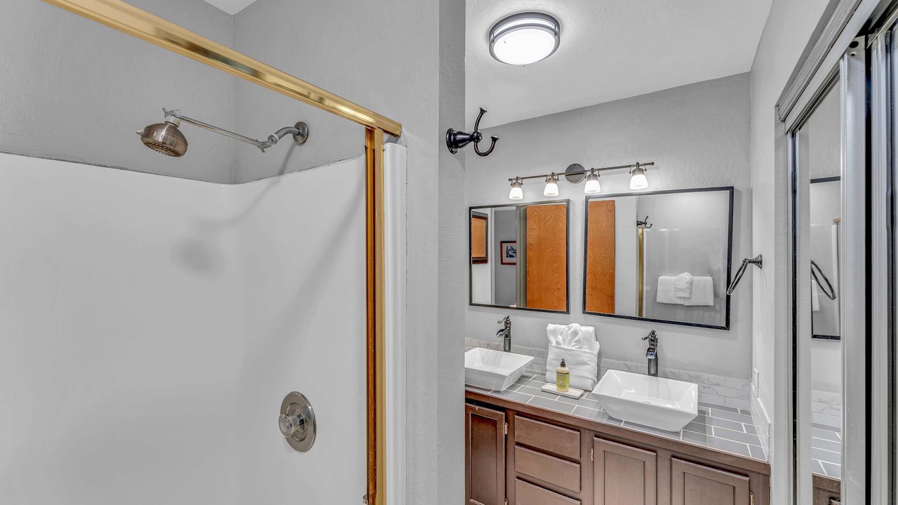 Photo of Bathroom in Ridgewood