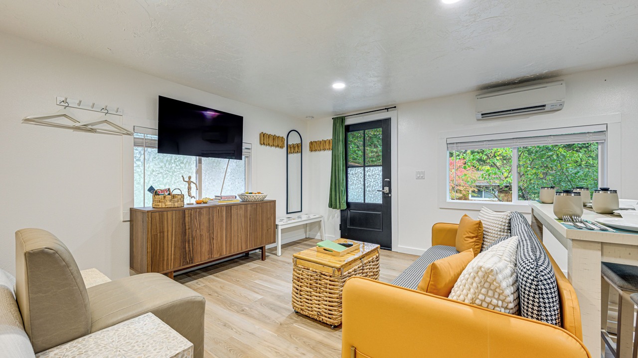 Photo of Others in East Olympia