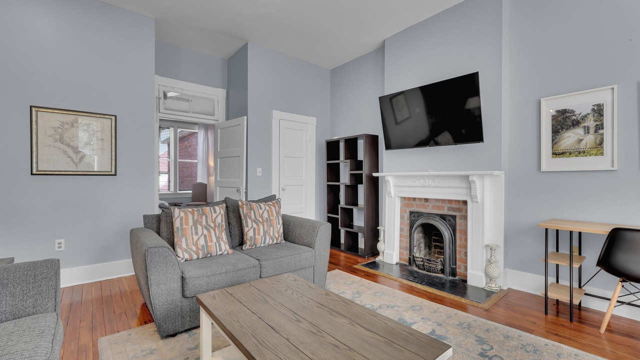 Photo of Livingroom in Dixon Park