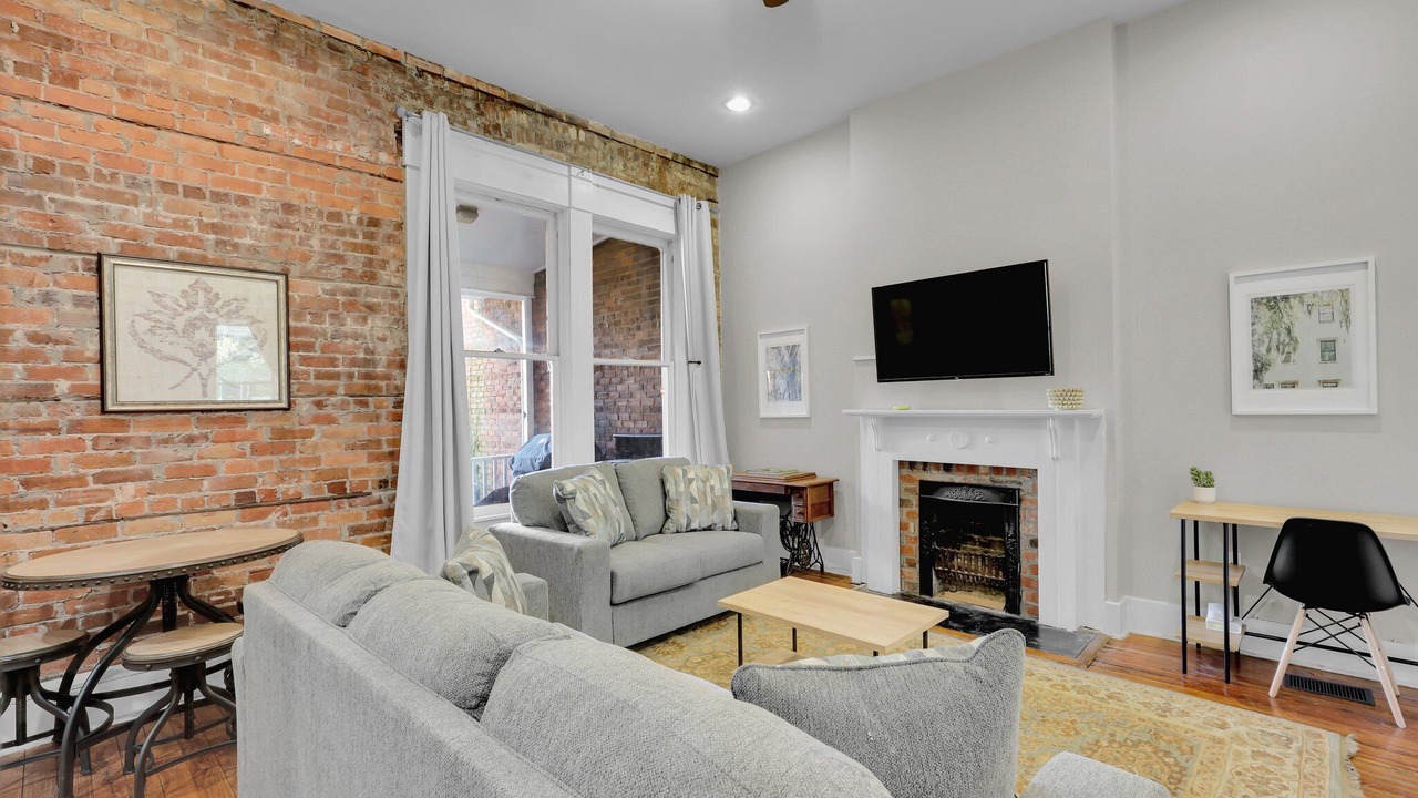 Photo of Livingroom in Dixon Park