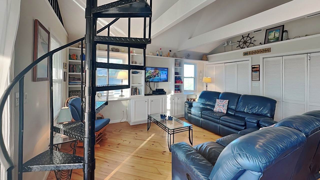 Photo of Livingroom in Bermuda Beach