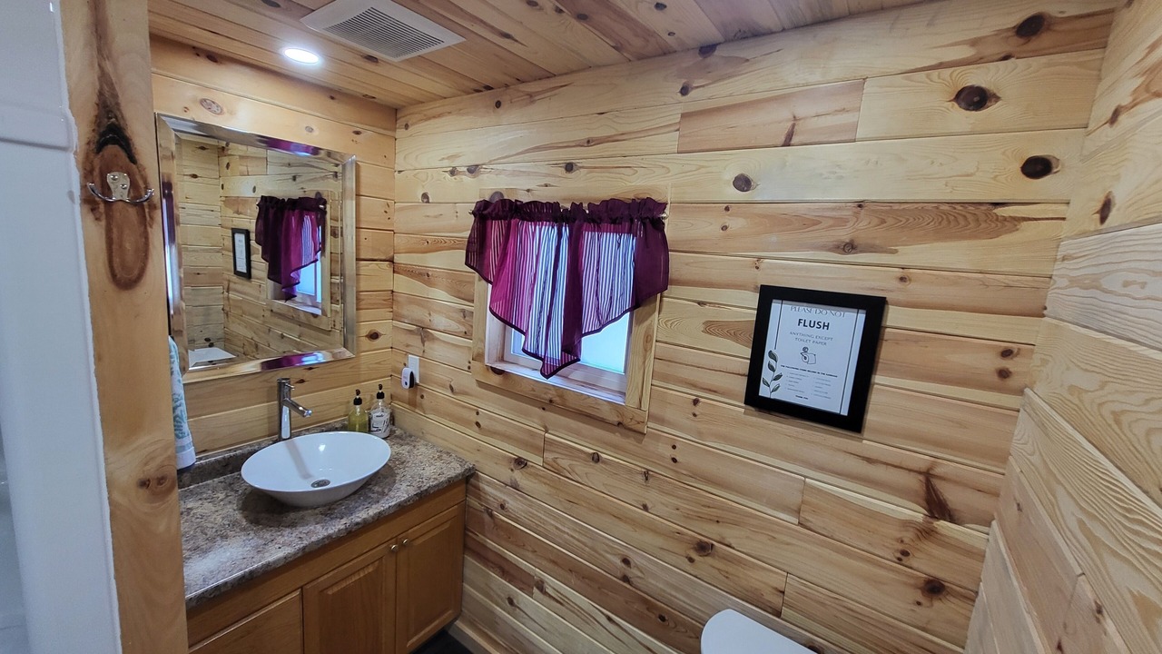 Photo of Bathroom in Minden