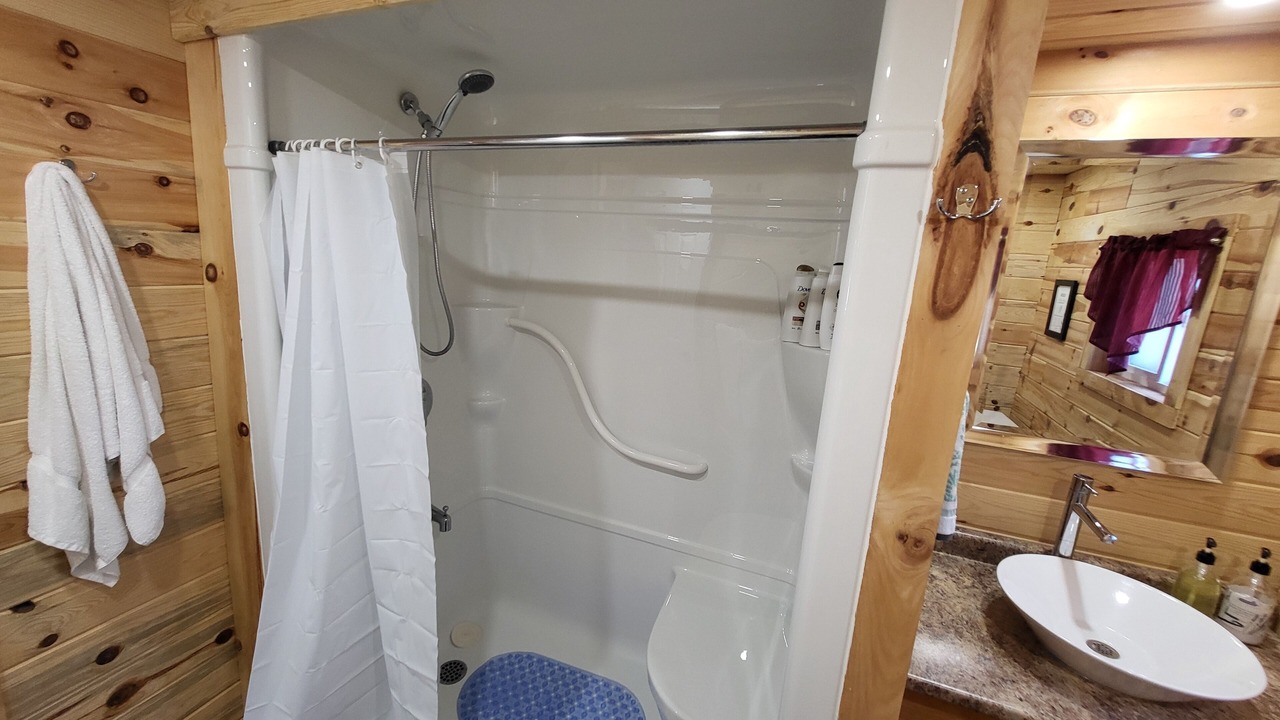 Photo of Bathroom in Minden