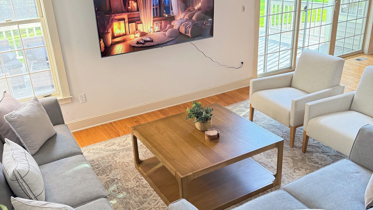 Photo of Livingroom in Ithaca